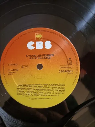 Caja Lote 3 Vinilos Julio Iglesias en francés