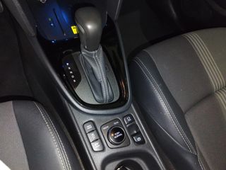 TOYOTA YARIS CROSS 1.5 VVT-I HYBRID ADVENTURE 116 5P