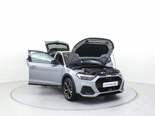 AUDI A1 35 TFSI S TRON BLACK LINE CITYCARVER 150CV 5P