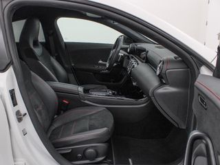 MERCEDES CLA 2.0 CLA 220 D DCT 190 4P