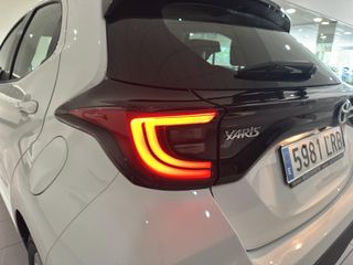 TOYOTA YARIS 1.5 VVT-I HYBRID ACTIVE TECH 116 5P