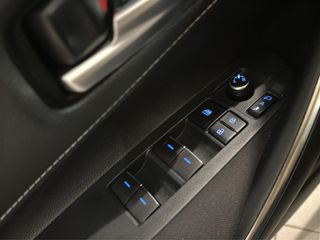 TOYOTA COROLLA TOURING SPORTS 1.8 HYBRID ACTIVE TECH E-CVT 122 5P