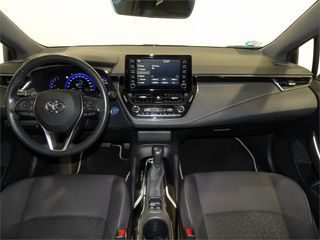 TOYOTA Corolla 1.8 125H ACTIVE TECH E-CVT