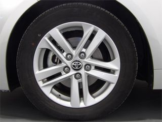 TOYOTA Corolla 1.8 125H ACTIVE TECH E-CVT