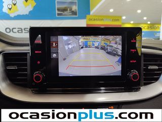 Kia Ceed 1.6 MHEV iMT Drive 100 kW (136 CV)