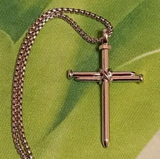 Collana uomo croce chiodata argento