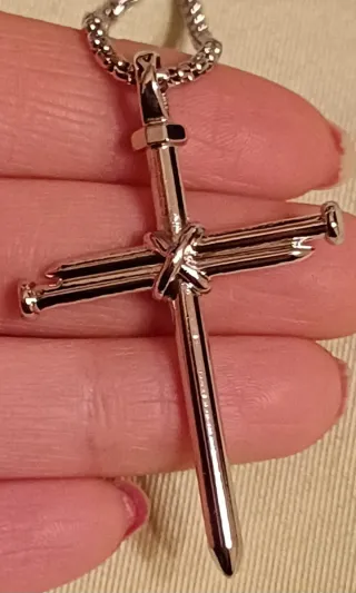 Collana uomo croce chiodata argento