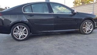 Renault 68919 bandeja trasera laguna 2.0 g modelo