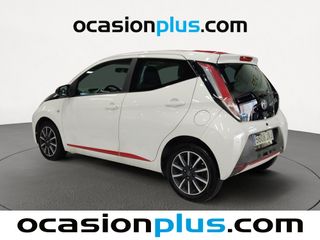 Toyota Aygo 1.0 VVT-i x-clusiv 51 kW (69 CV)