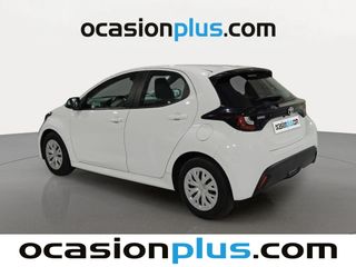Toyota Yaris 1.0 70 Business 51 kW (69 CV)