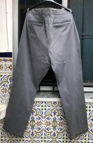 Pantalón gris talla XXXL