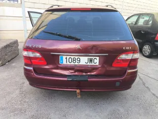 Mercedes-Benz Clase E 2004