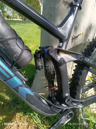 Bicicleta Trek Slash 8