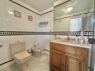 Piso en venta en Playa Bajadilla - Puertos en Marbella