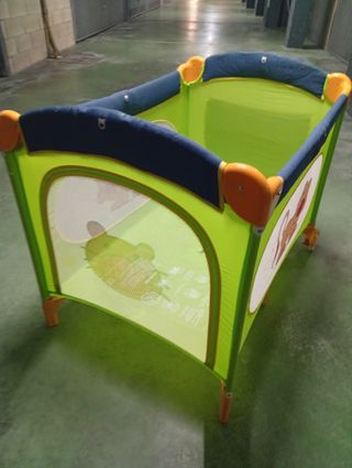 Cuna de viaje infantil