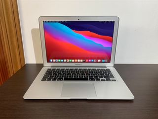 MacBook Air Intel Core i5
