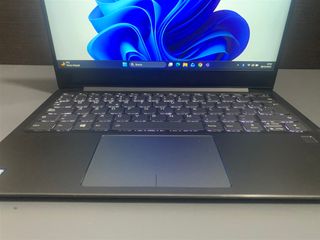 Lenovo Core i5 8GB RAM 250GB SSD M.2