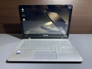 Asus core i5 tactil 8gb 1 tera usb-c