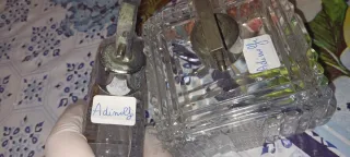 Flaconi profumo vintage in cristallo