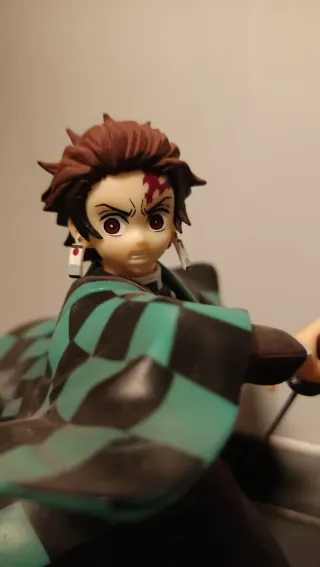 Figuras Kimetsu no Yaiba (Japón). 1-20 2-35 3-30