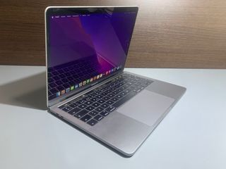 MacBook Pro i5 8GB RAM 250GB SSD