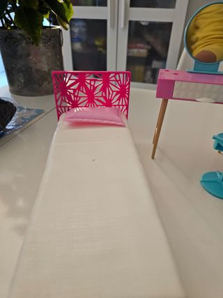 Set Barbie: Cama, Tocador y Baño