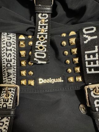 Mochila Desigual Tribeca Tachuelas Negra