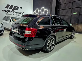 Skoda Octavia RS 220