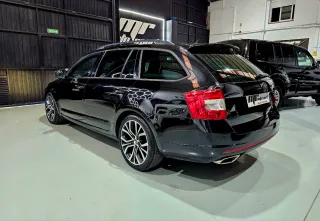 Skoda Octavia RS 220