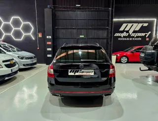 Skoda Octavia RS 220