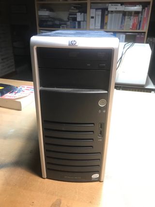 Server HP Proliant ML110