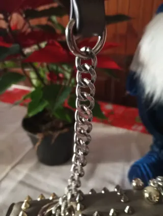 Borsa tracolla borchie e perle