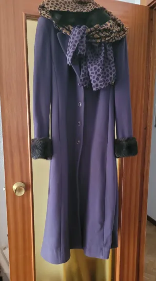 Abrigo largo morado