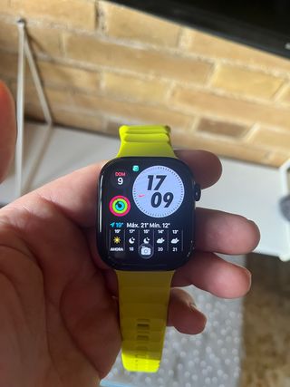 Apple Watch Series 10 46mm Amarillo