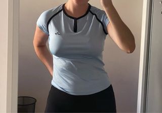 Camiseta deportiva Boomerang azul claro