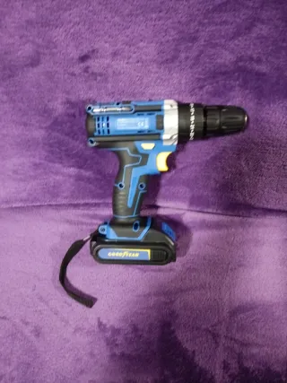 Taladro percutor 21V Goodyear nuevo a estrenar