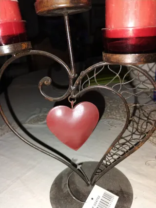 Portacandele a forma di cuore rosso