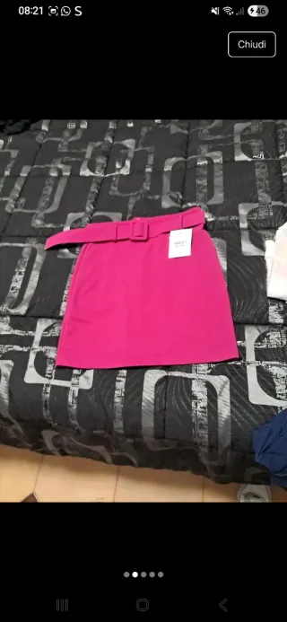 Gonna tubino fucsia con cintura