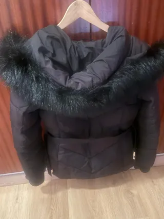 Abrigo Michael Kors negro