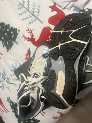 New Balance 1906a Azul y Blanco