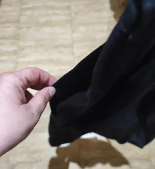 Pantalón semi corto hombre negro.