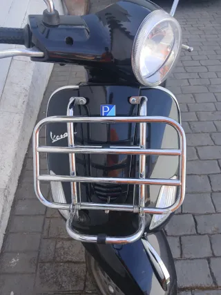Vespa LX 50 Negra