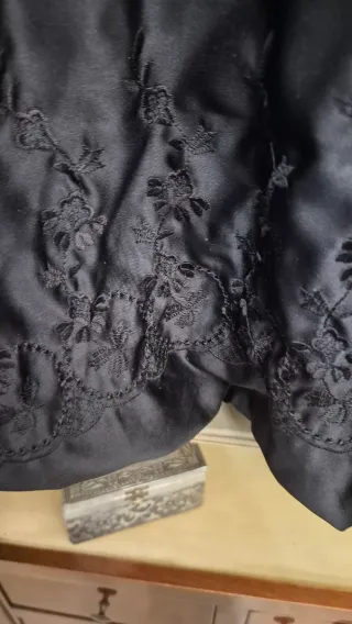 Elegante Chaquetón de Astracán y Piel N