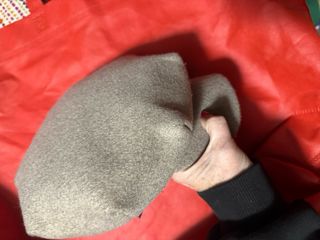 Gorra abrigada con visera