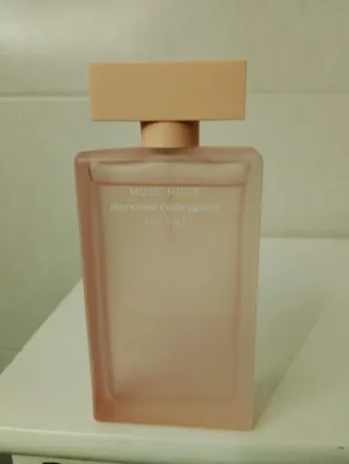 Narciso Rodriguez for her Perfume Negro Rosa