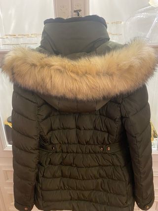 Chaqueta Zara plumífera verde militar sin etiqueta