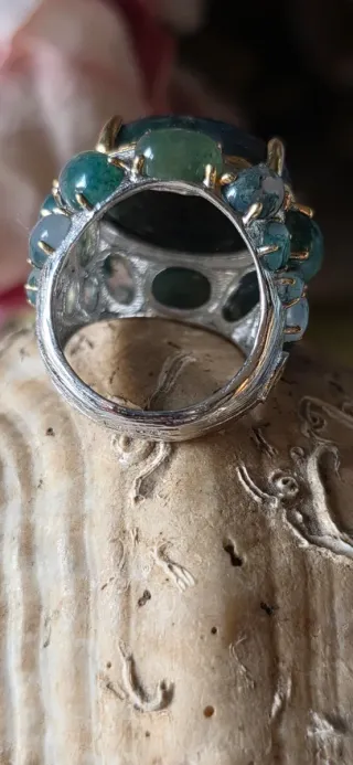 Anillo joya de autor .modelo linaje