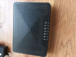 Router WiFi e Modem