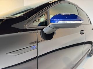 Golf R20 anivers AKRAPOVIC TECHO PIEL HARMAN