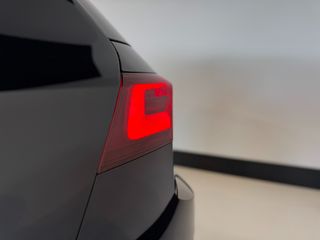 Golf R20 anivers AKRAPOVIC TECHO PIEL HARMAN